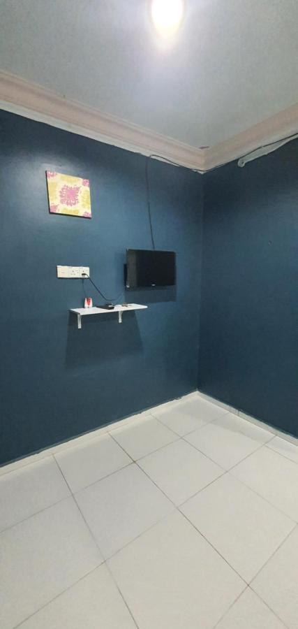 فندق Rvh كُوالا تيرينغانو المظهر الخارجي الصورة